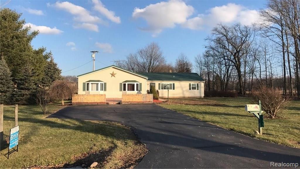 625 Brogan Road Webberville, MI 48892 - Photo 4 of 71