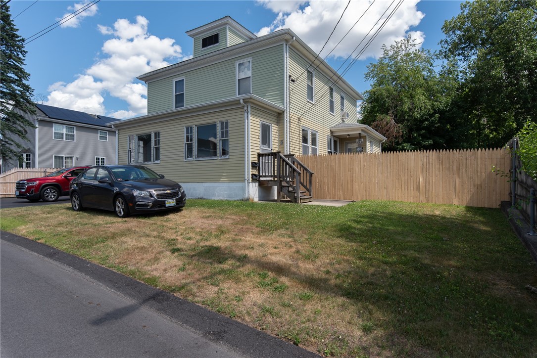 8 Short Street Cumberland, RI 02864 - Photo 5 of 23