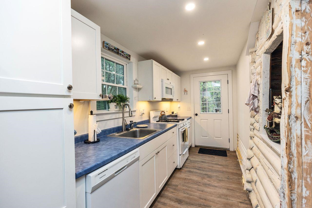9 Highland Court Fitzwilliam, NH 03447 - Photo 7 of 22