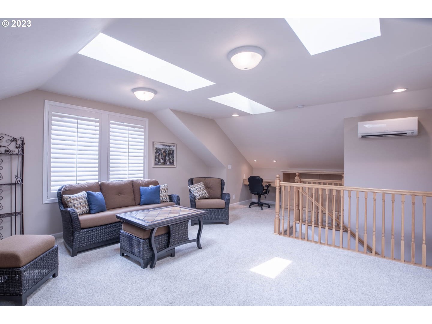 836 Old Orchard Lane Springfield, OR 97477 - Photo 17 of 29 a living room with furniture and a large window