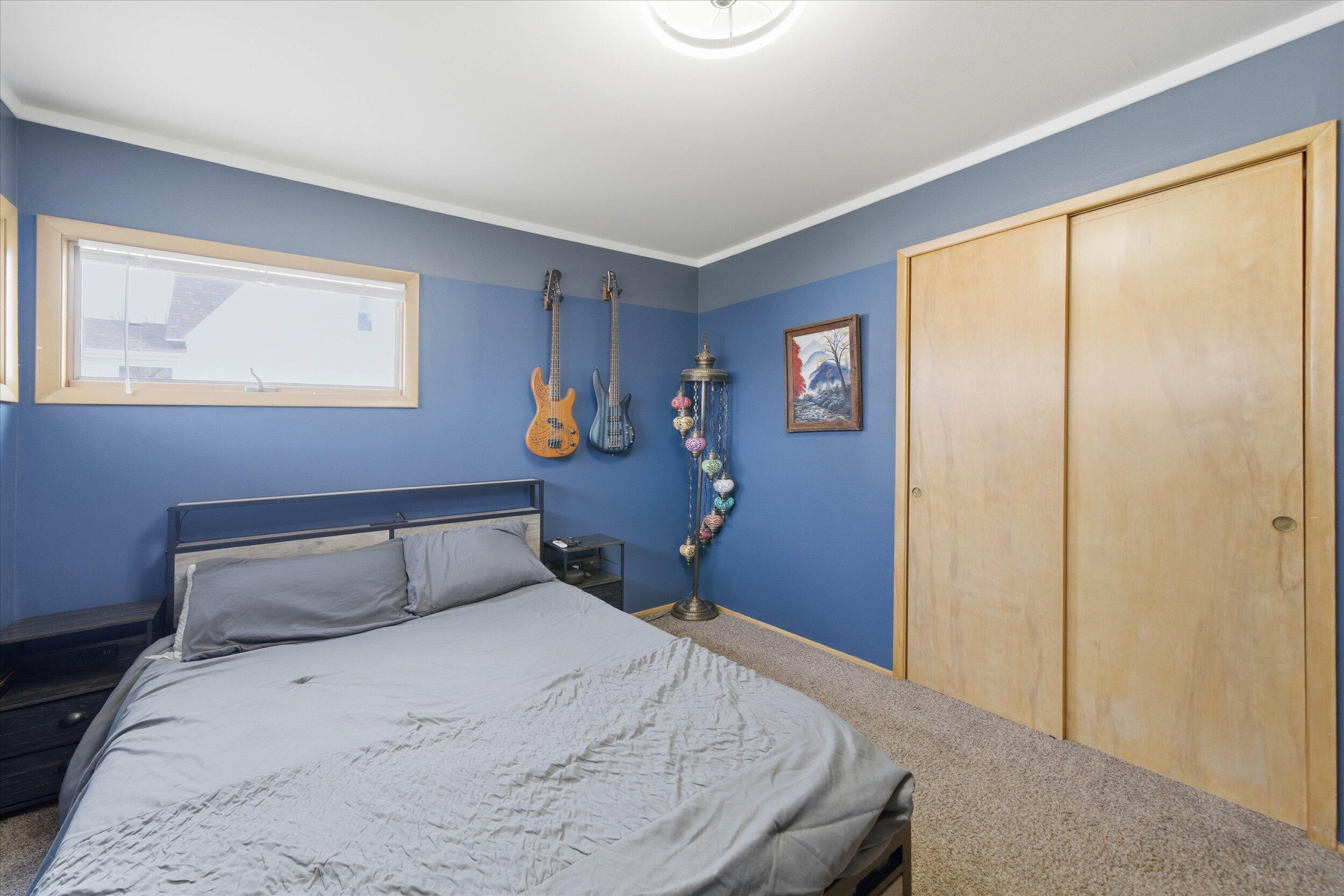 511 Grove Street Mayville, WI 53050 - Photo 16 of 32 16-Primary Bedroom