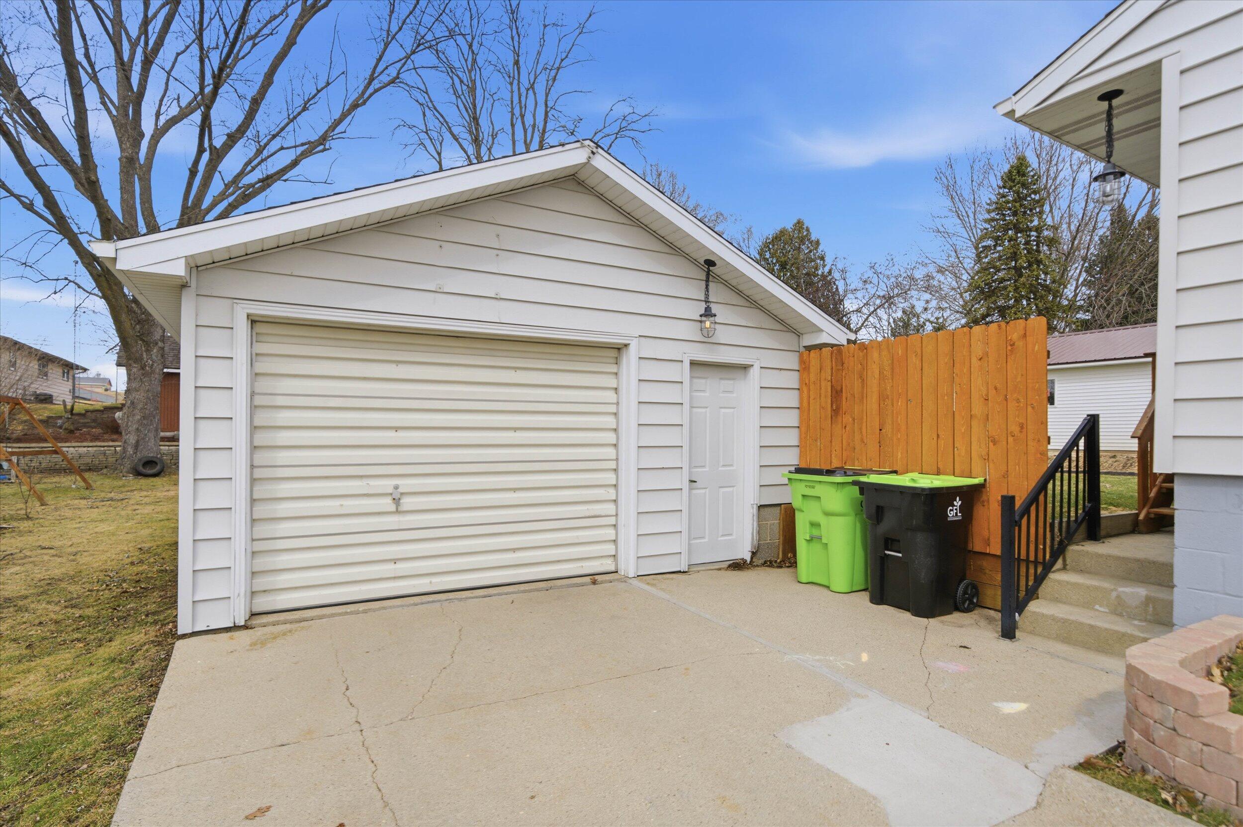 511 Grove Street Mayville, WI 53050 - Photo 24 of 32 24-Garage