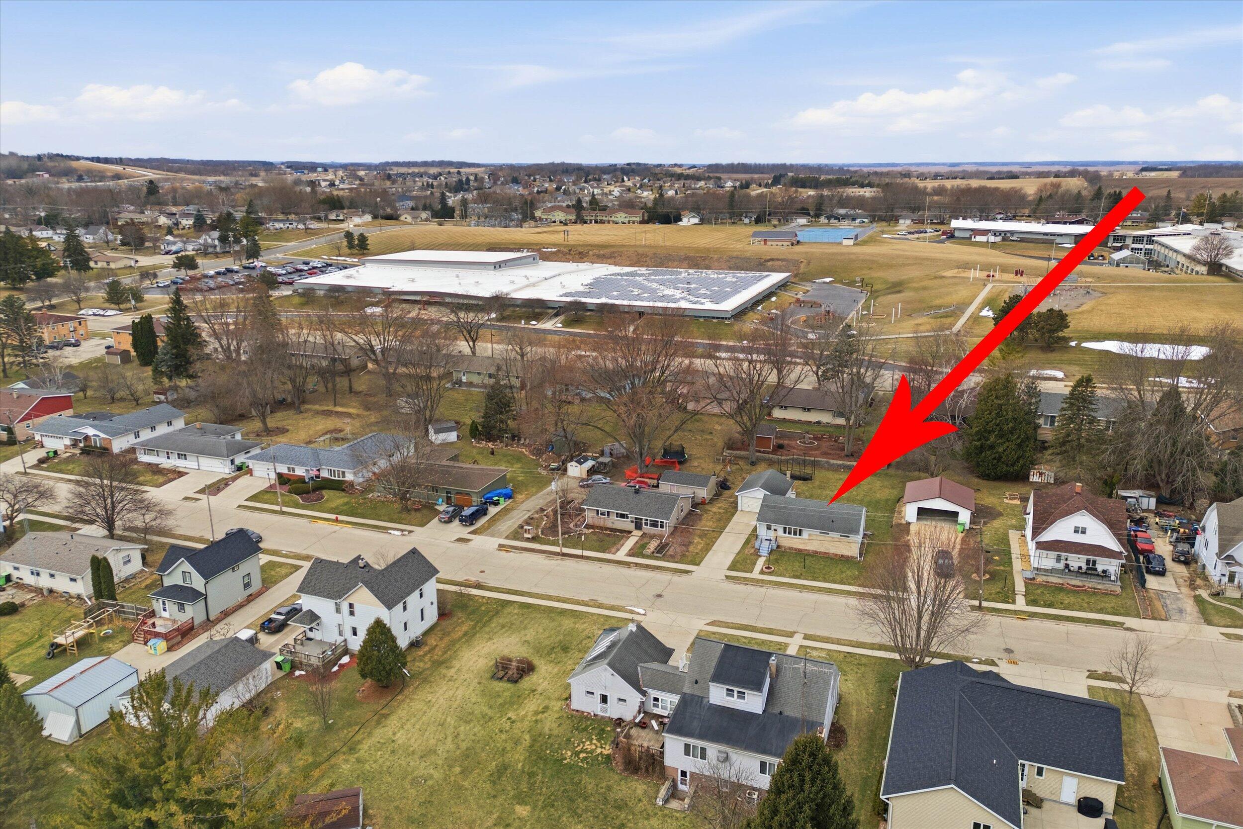 511 Grove Street Mayville, WI 53050 - Photo 27 of 32 30-Aerial