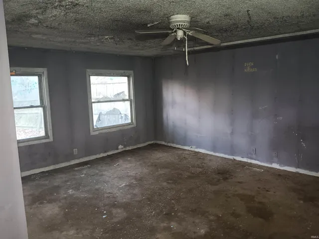 $79,000 | 1226 North Walnut Street, Brazil, IN 47834