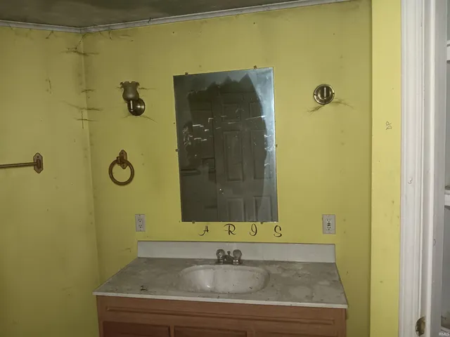 $79,000 | 1226 North Walnut Street, Brazil, IN 47834