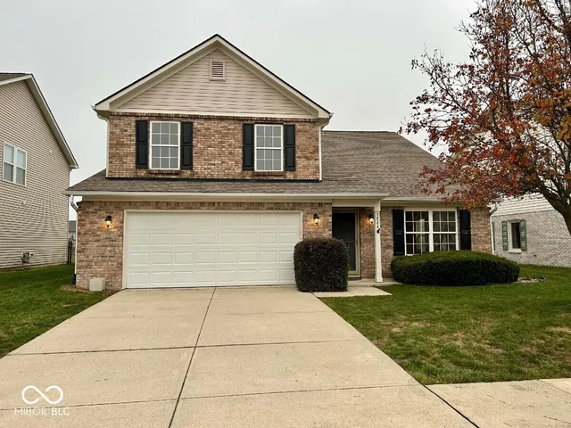 $369,900 | 5822 West Deerview Bend, McCordsville, IN 46055