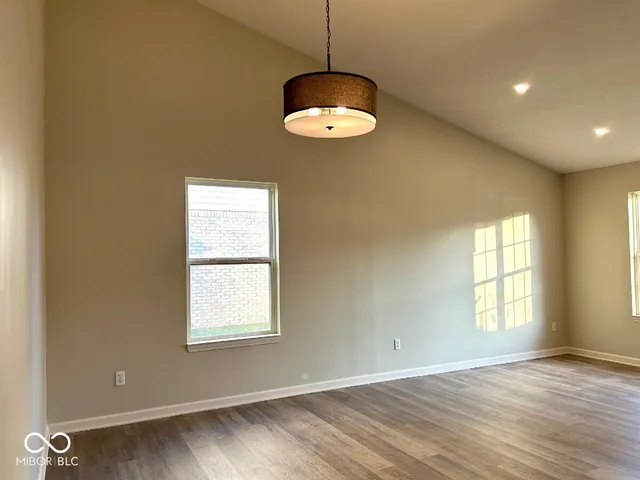 $369,900 | 5822 West Deerview Bend, McCordsville, IN 46055