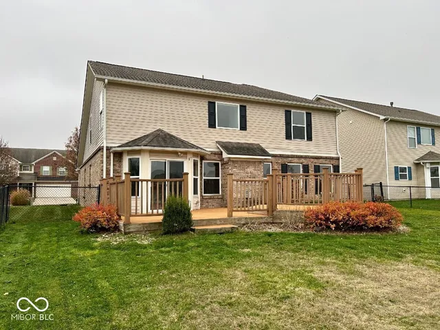 $369,900 | 5822 West Deerview Bend, McCordsville, IN 46055