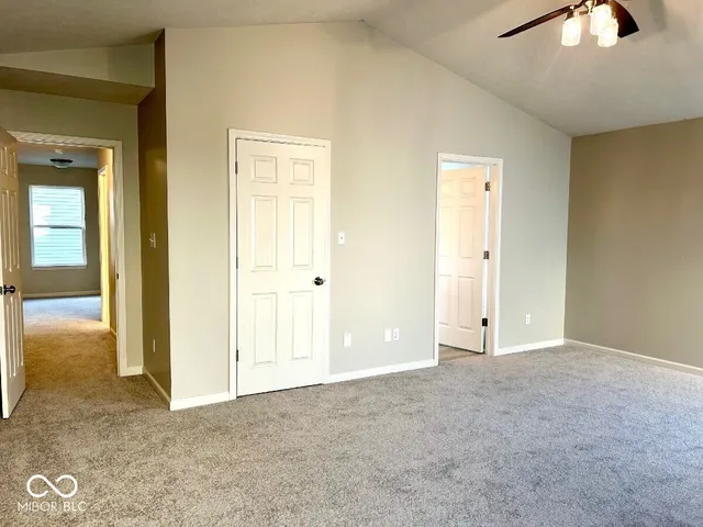 $369,900 | 5822 West Deerview Bend, McCordsville, IN 46055