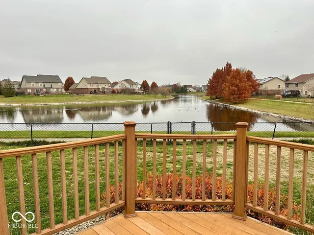 $369,900 | 5822 West Deerview Bend, McCordsville, IN 46055