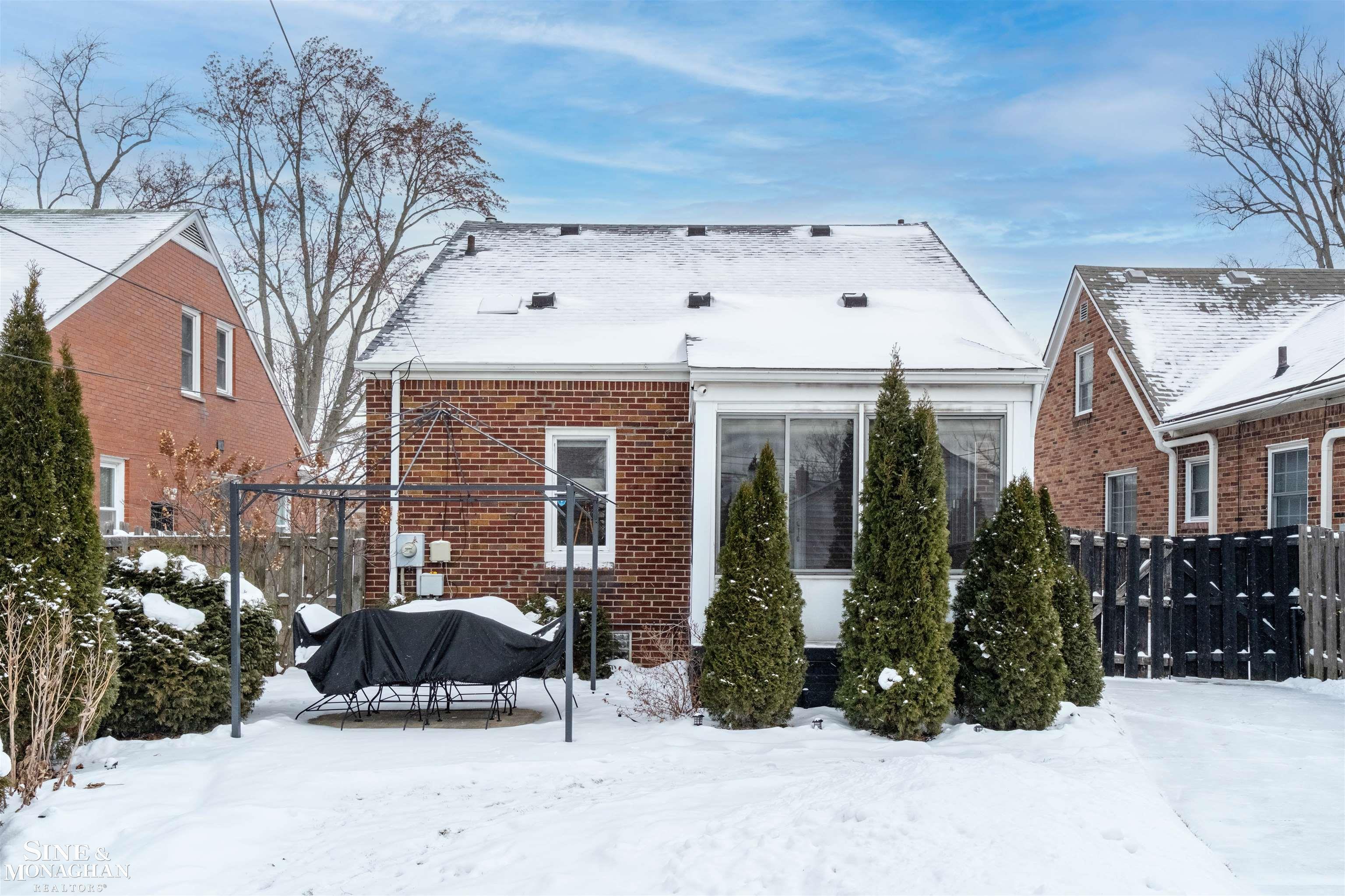 407 Kerby Road Grosse Pointe Farms, MI 48236 - Photo 36 of 44