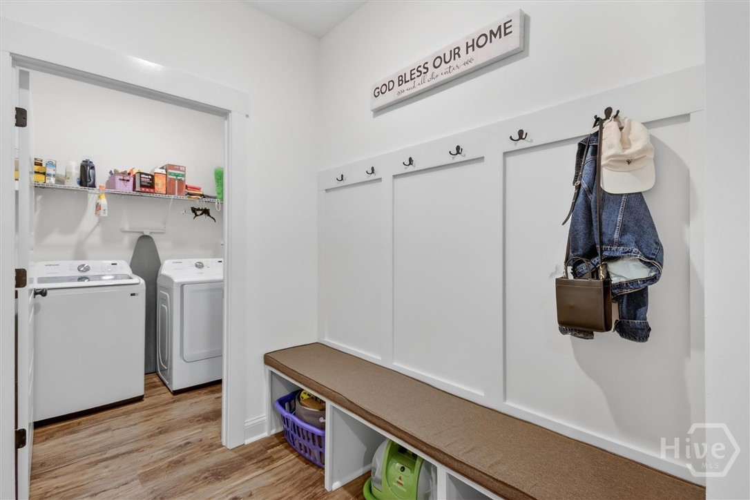 85 Cason Drive Pembroke, GA 31321 - Photo 7 of 14 Mudroom/drop zone/ Laundry room