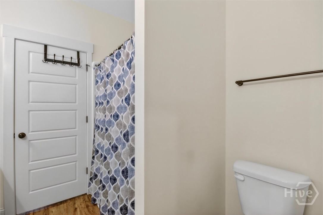 85 Cason Drive Pembroke, GA 31321 - Photo 10 of 14 Master bathroom