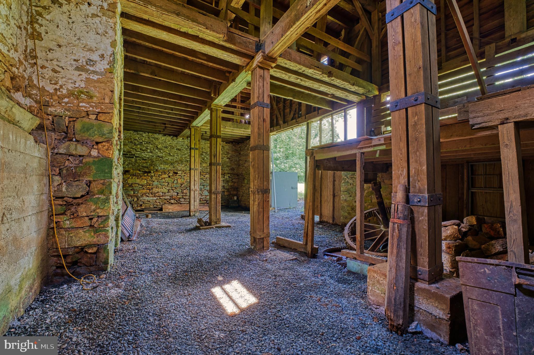 18 Old Mill Road Washington, VA 22747 - Photo 5 of 27 a view of a room with chairs