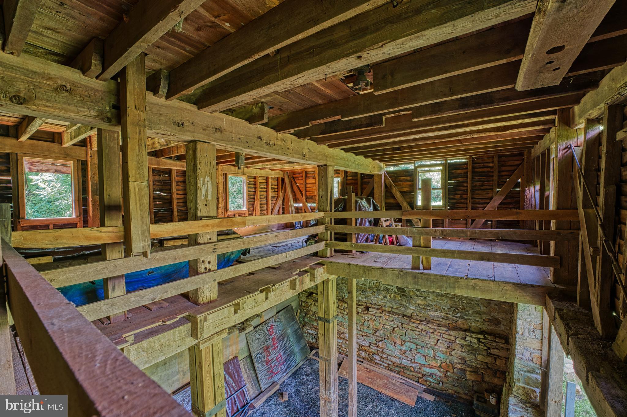 18 Old Mill Road Washington, VA 22747 - Photo 9 of 27 a view of a chairs and table in the patio