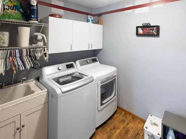 $485,000 | 2052 Wilhelm Court, Shakopee, MN 55379