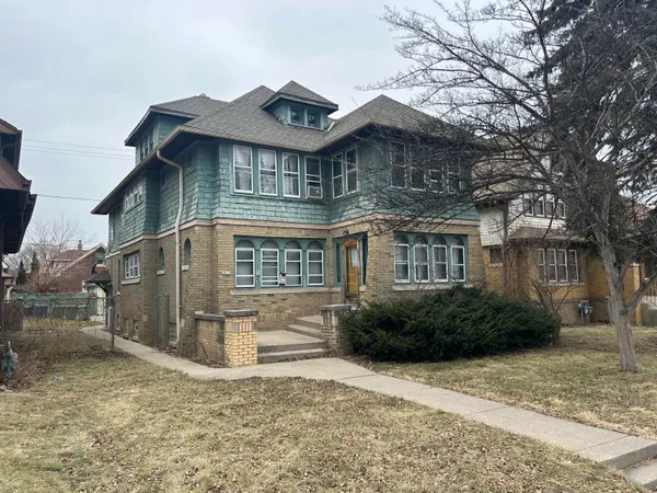 $225,000 | 3055 North 54th Street, Unit 3055A, Milwaukee, WI 53210