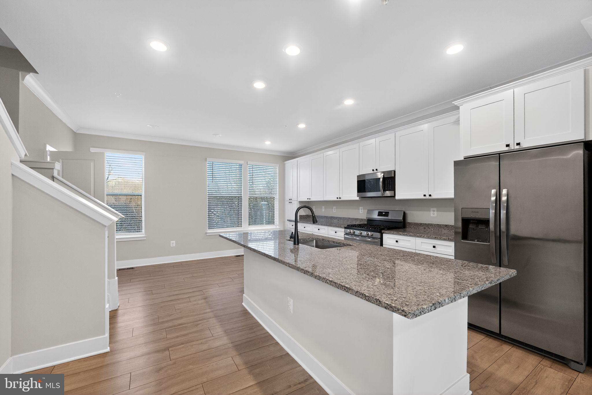 4336 Roland Heights Avenue Baltimore, MD 21211 - Photo 11 of 35