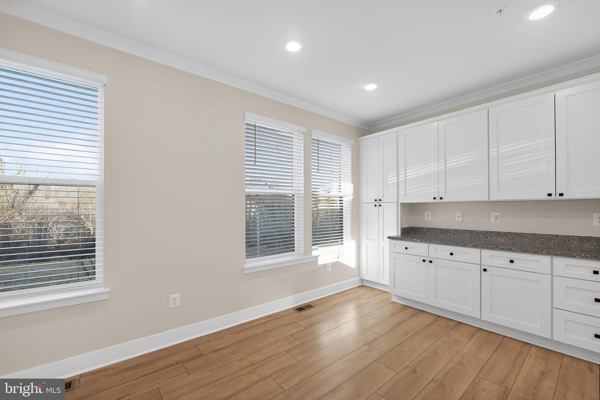 4336 Roland Heights Avenue Baltimore, MD 21211 - Photo 12 of 35