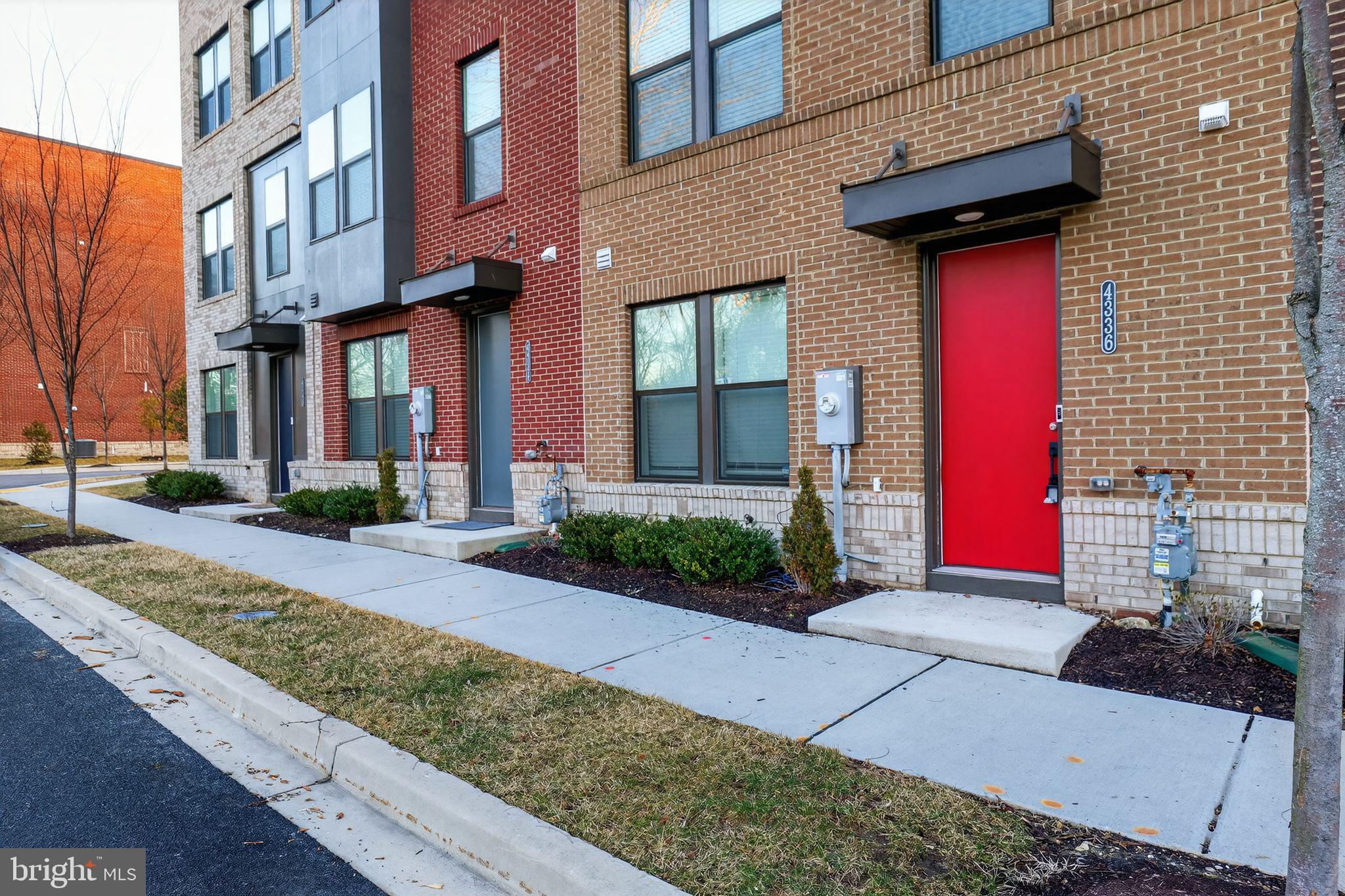 4336 Roland Heights Avenue Baltimore, MD 21211 - Photo 2 of 35