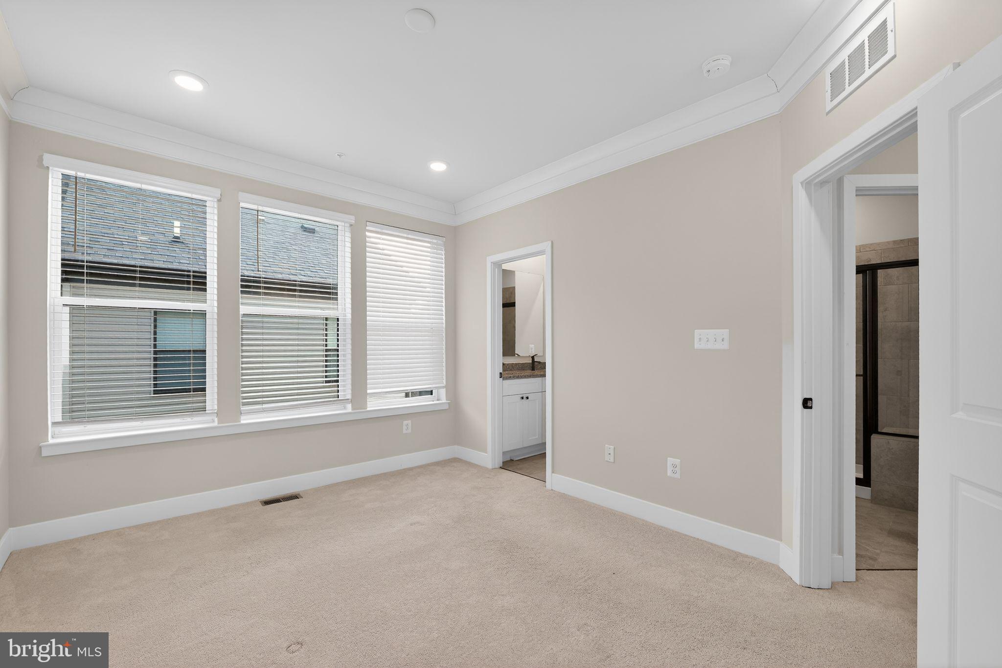 4336 Roland Heights Avenue Baltimore, MD 21211 - Photo 24 of 35