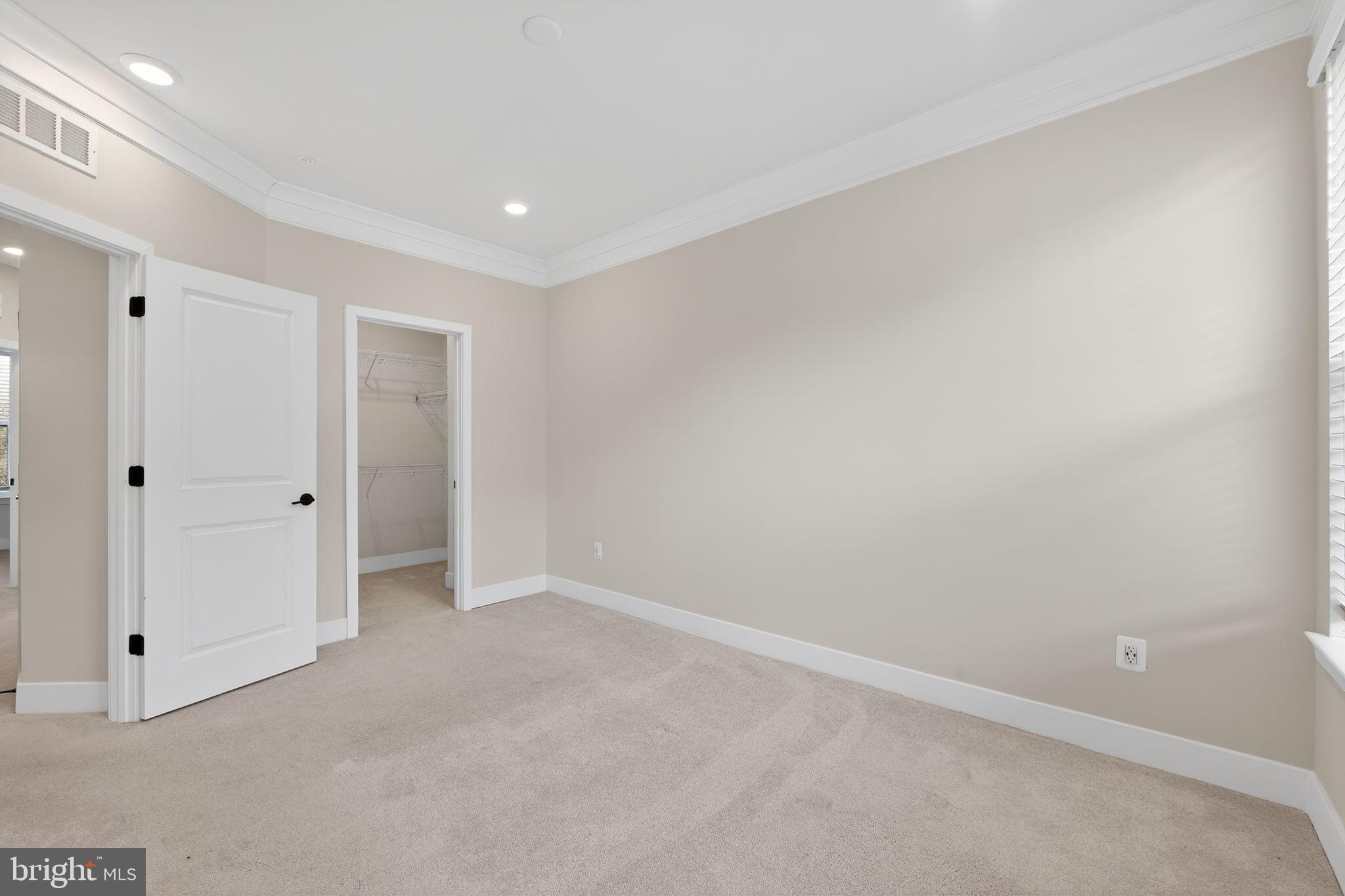 4336 Roland Heights Avenue Baltimore, MD 21211 - Photo 30 of 35