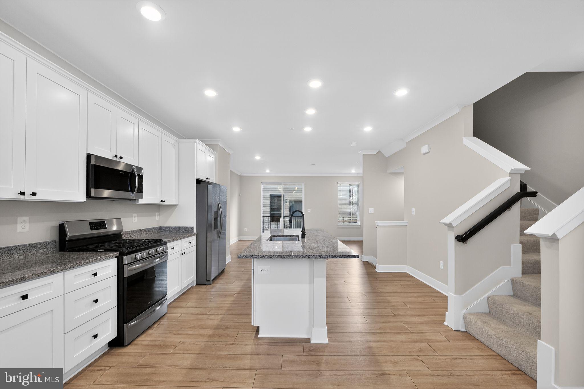 4336 Roland Heights Avenue Baltimore, MD 21211 - Photo 9 of 35