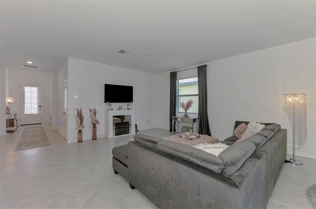 1836 West Isles Road Port Charlotte, FL 33953 - Photo 8 of 68
