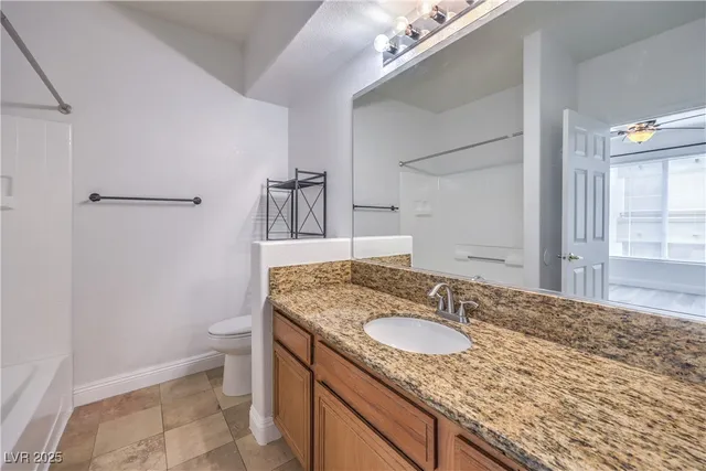 $1,450 | 7119 South Durango Drive, Unit 207, Las Vegas, NV 89113