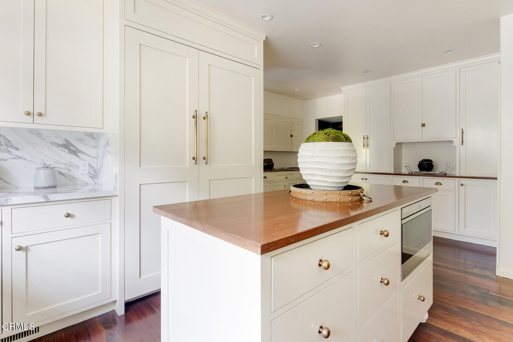 735 Holladay Road Pasadena, CA 91106 - Photo 17 of 72 a kitchen with a sink cabinets and wooden floor