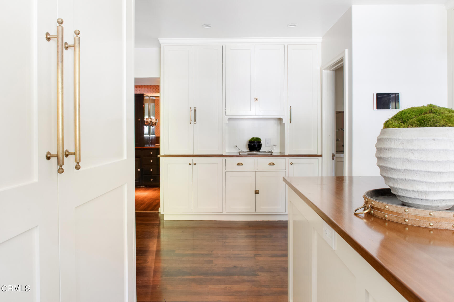 735 Holladay Road Pasadena, CA 91106 - Photo 18 of 72