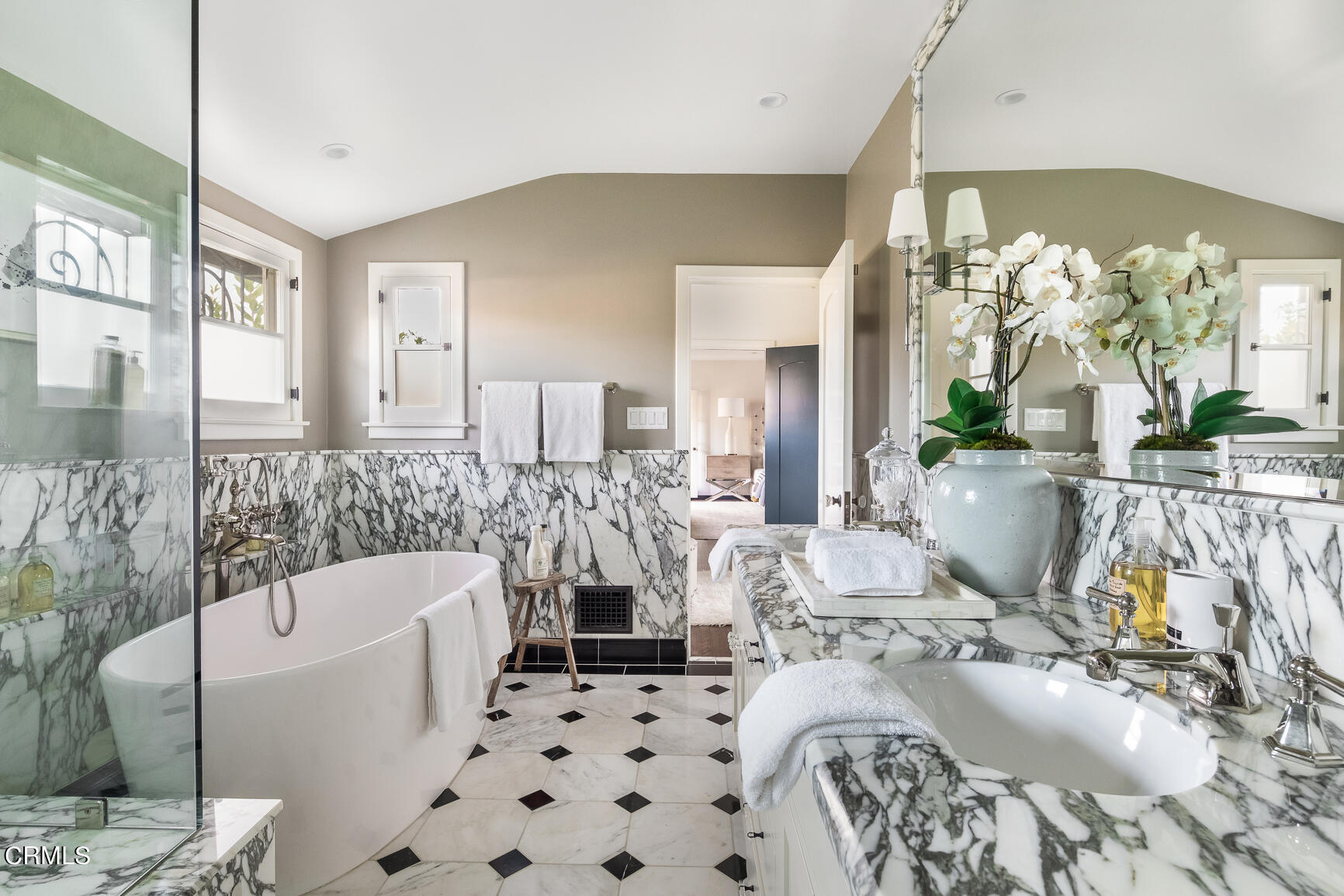 735 Holladay Road Pasadena, CA 91106 - Photo 48 of 72 113_DAMORE_735_Holladay_MR