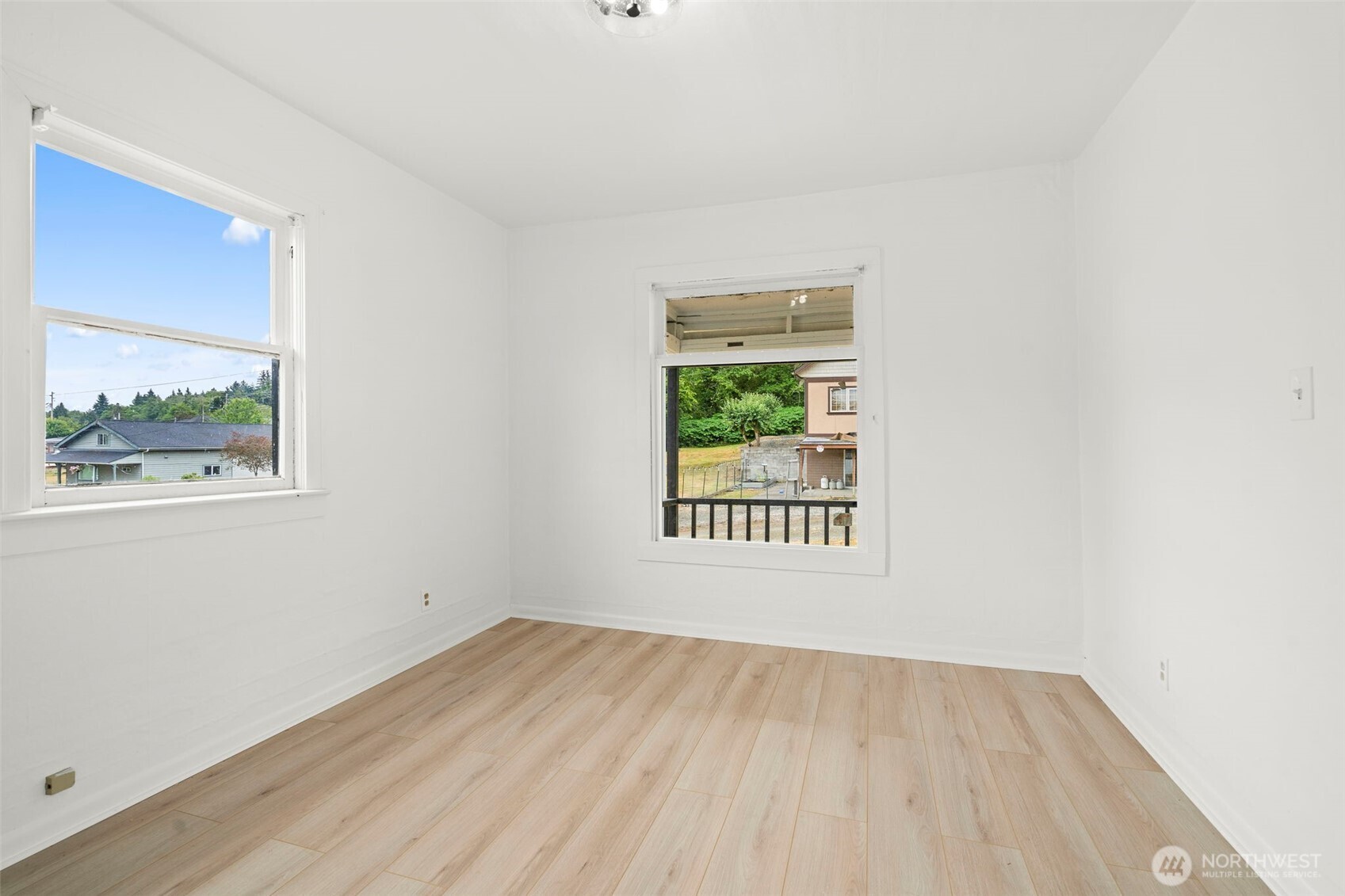 2104 Stuart Street Raymond, WA 98577 - Photo 19 of 35 Gallery Image 19