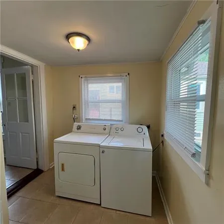 $1,350 | 2537 Jasmine Street, New Orleans, LA 70122