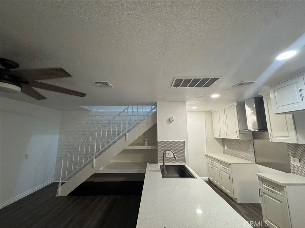 2004 Palm Highland, CA 92346 - Photo 10 of 19