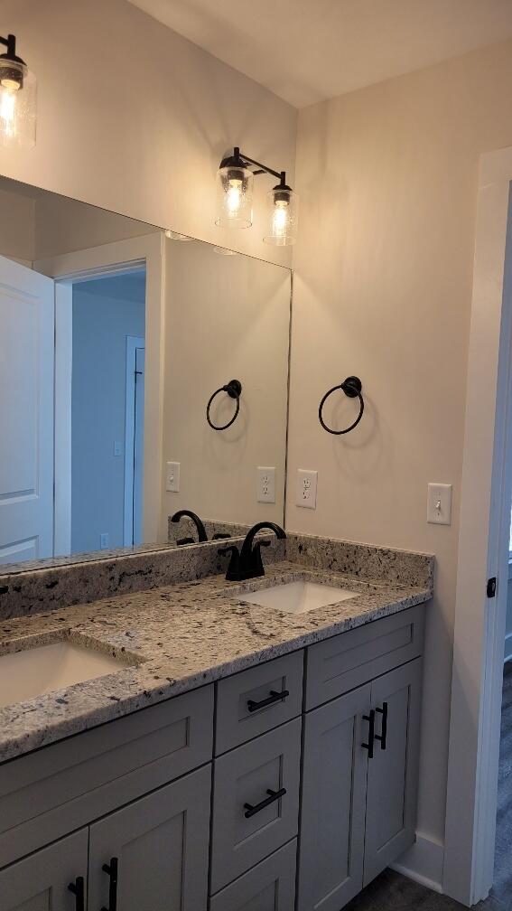 7466 Igou Gap Road Chattanooga, TN 37421 - Photo 20 of 27 Bathroom