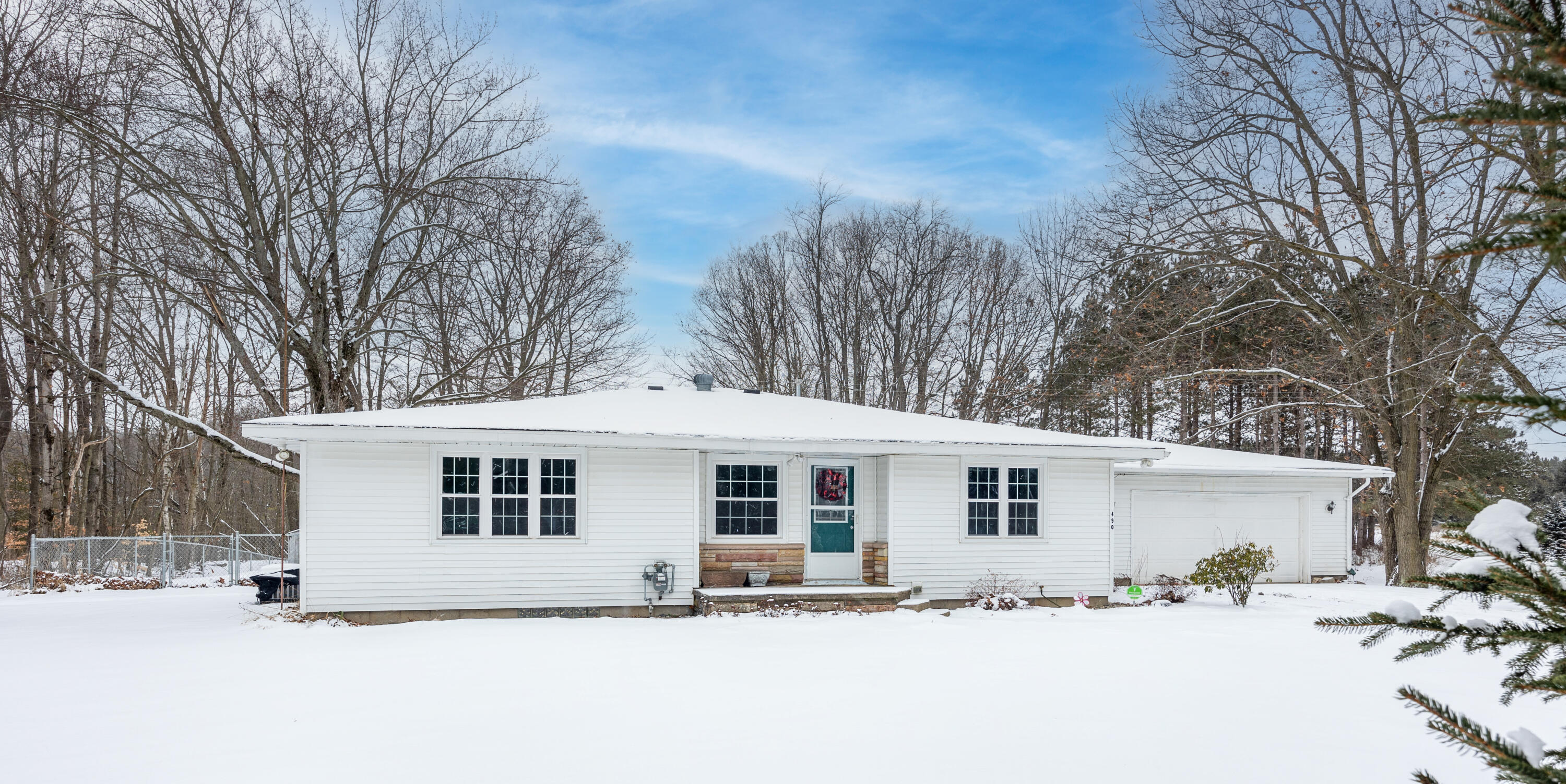 490 South Nevins Road Stanton, MI 48888 - Photo 1 of 25 front 1-1