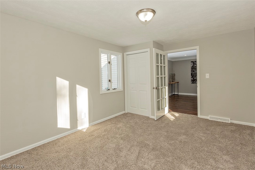 2506 Brainard Road Cleveland, OH 44124 - Photo 7 of 35