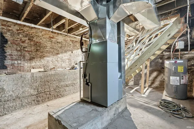 $337,900 | 824 Lavina Street, Fort Wayne, IN 46802