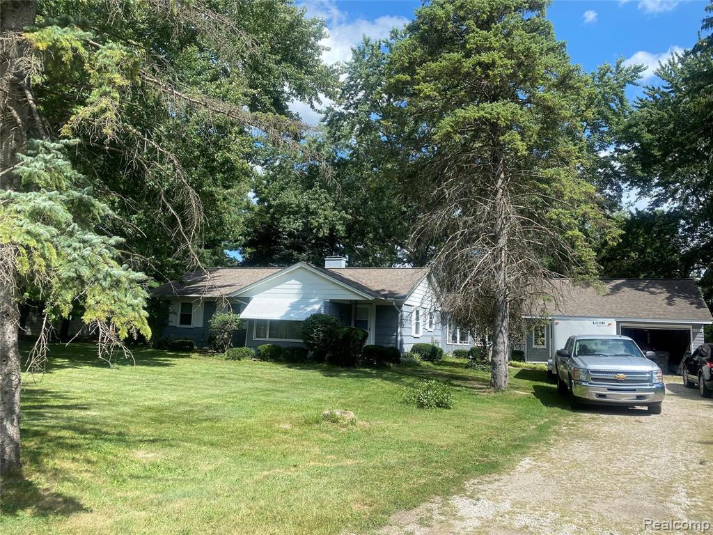 17966 Beck Road Northville, MI 48168 - Photo 1 of 4