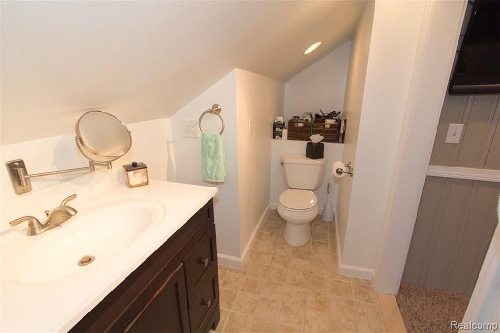 1529 Butternut Avenue Royal Oak, MI 48073 - Photo 22 of 43