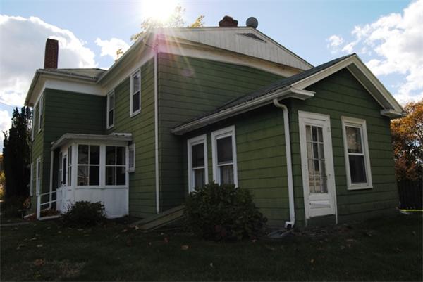 17 Tanner Road Webster, MA 01570 - Photo 8 of 28