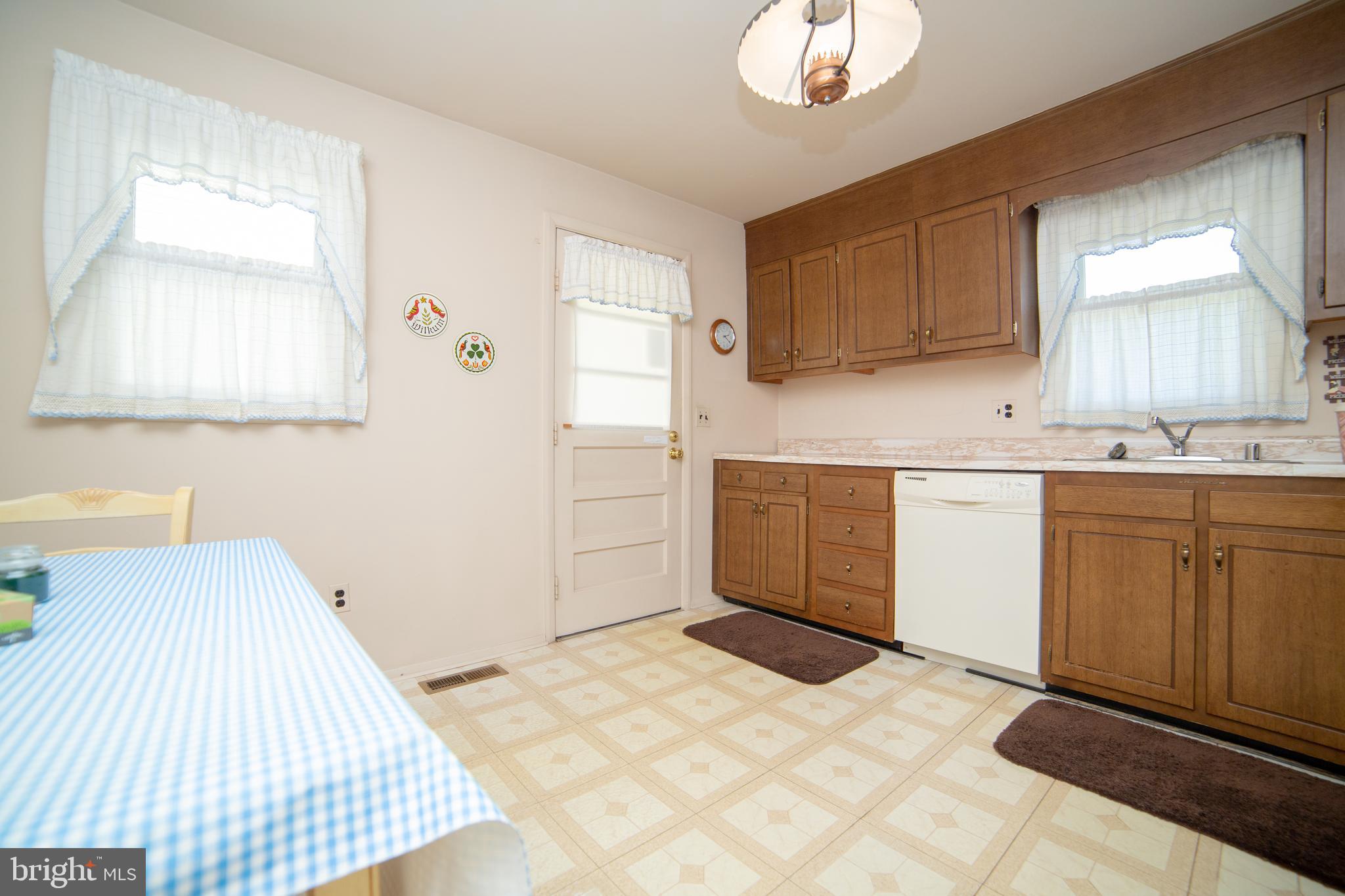 9127 Santa Rita Road Baltimore, MD 21236 - Photo 12 of 25