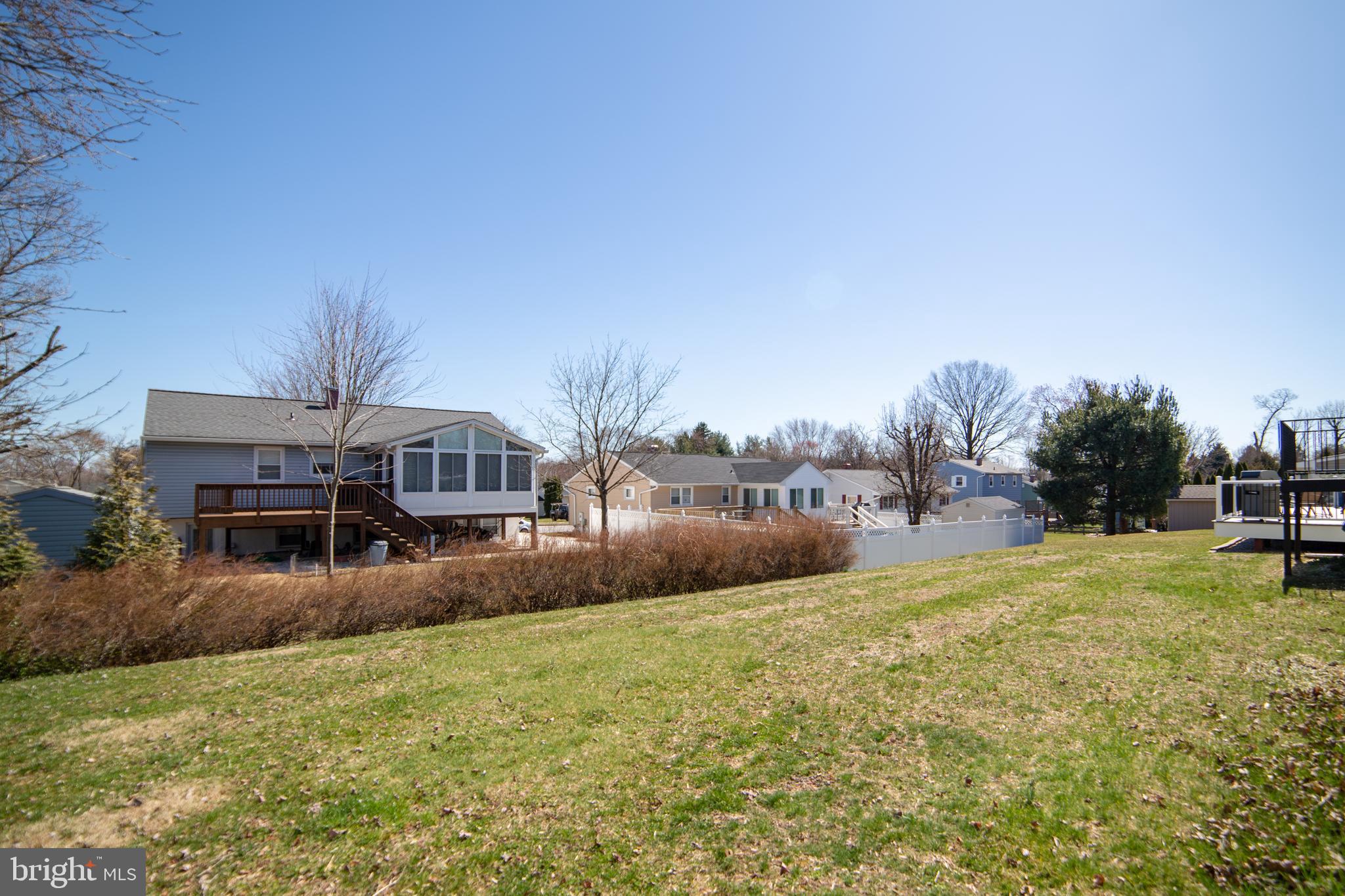 9127 Santa Rita Road Baltimore, MD 21236 - Photo 5 of 25