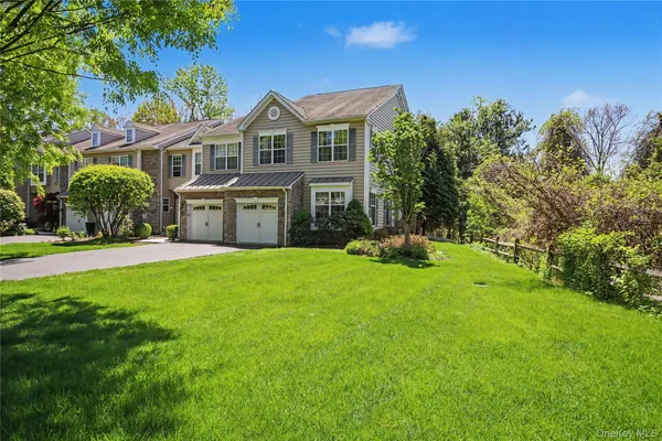 $625,000 | 760 Huntington Drive, Fishkill, NY 12524