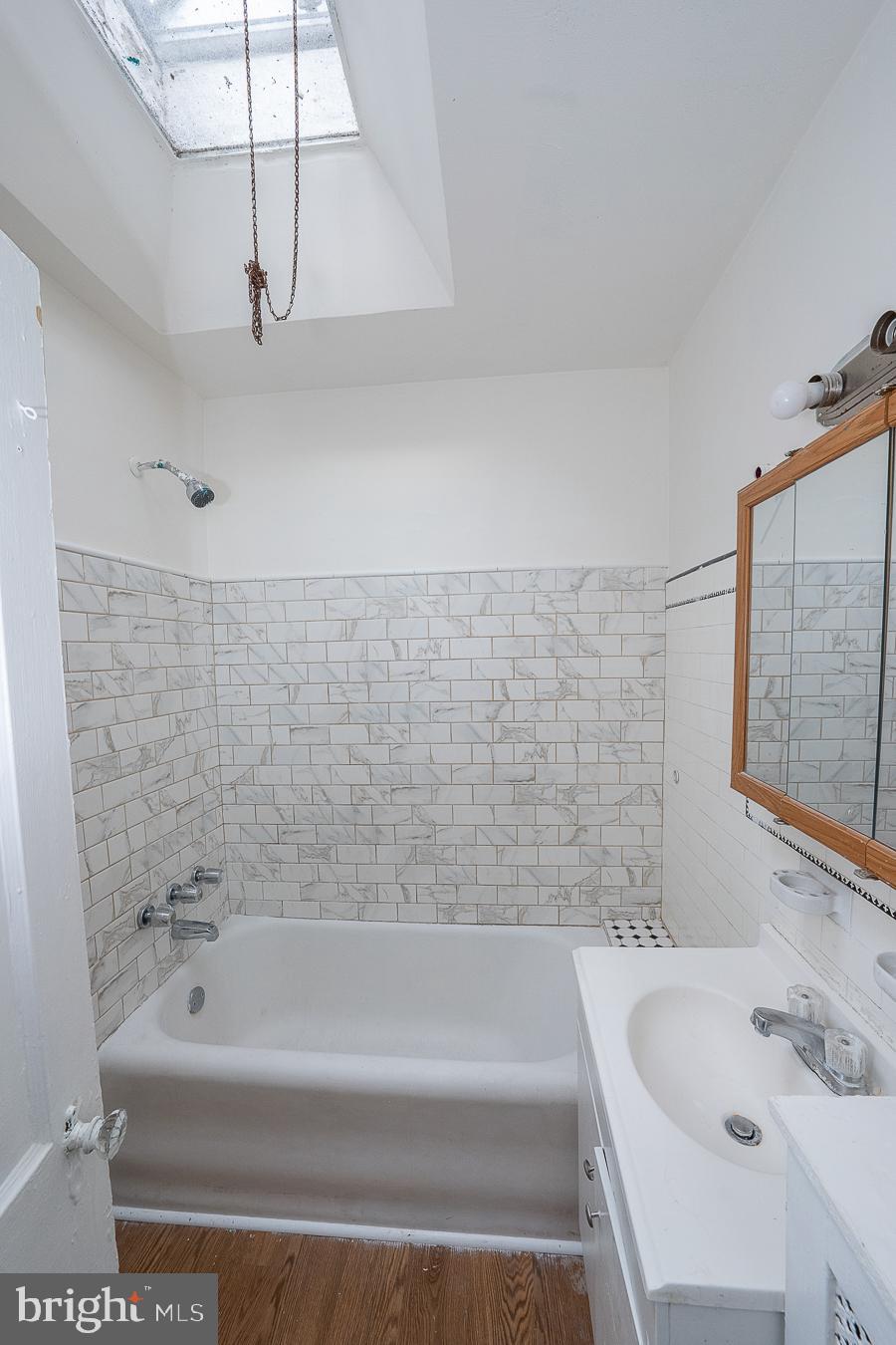 7224 Clinton Road Upper Darby, PA 19082 - Photo 17 of 37