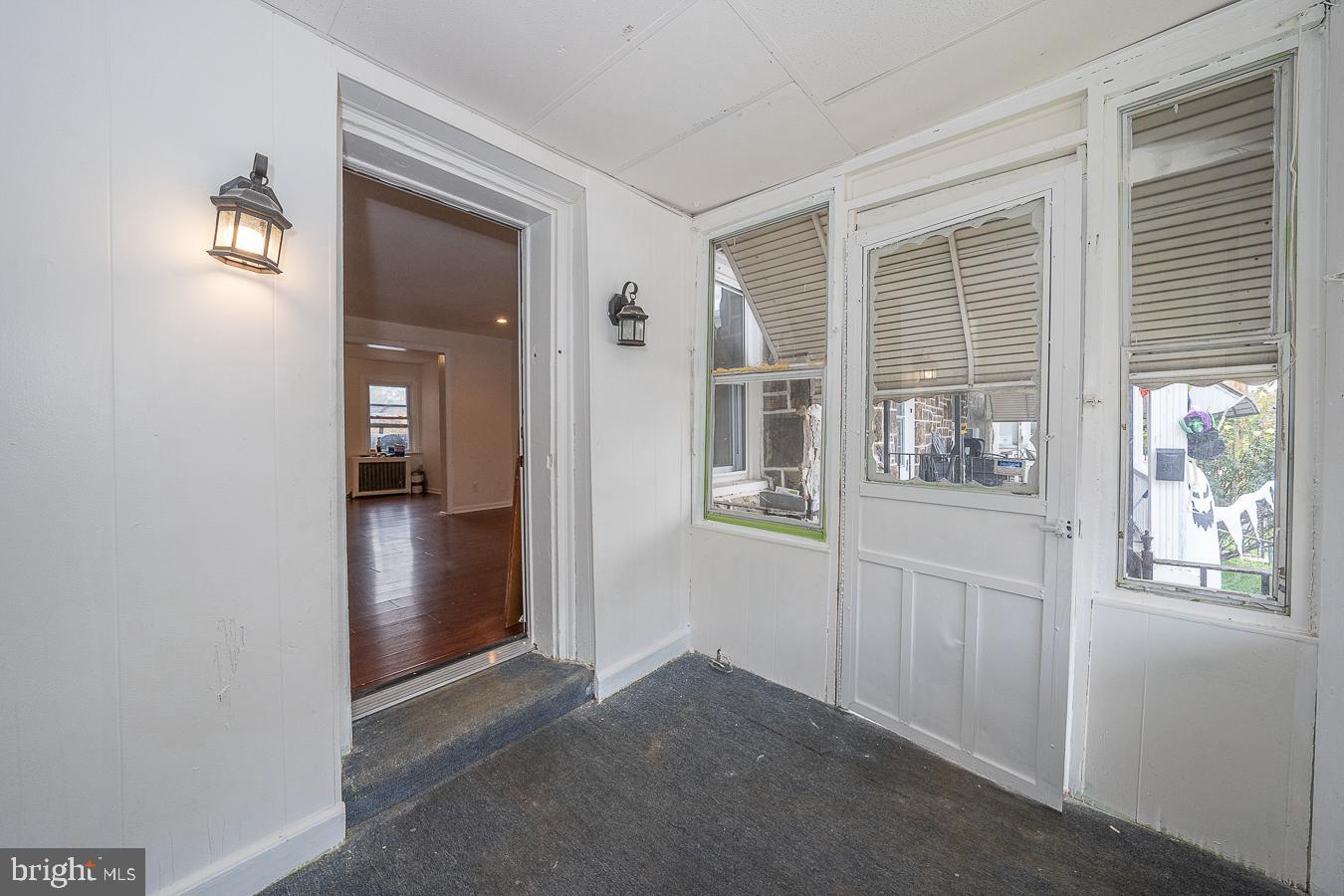 7224 Clinton Road Upper Darby, PA 19082 - Photo 23 of 37