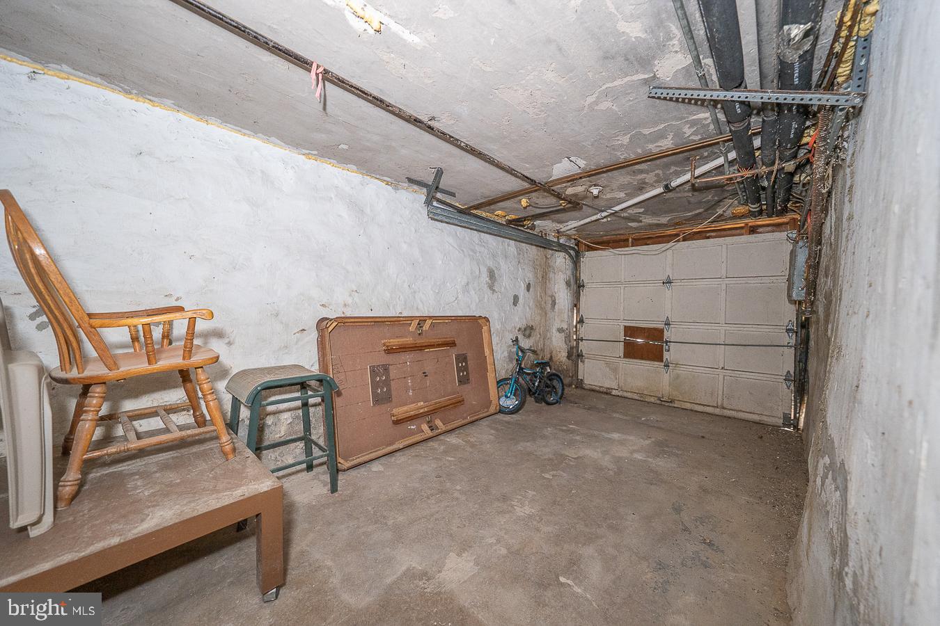 7224 Clinton Road Upper Darby, PA 19082 - Photo 25 of 37
