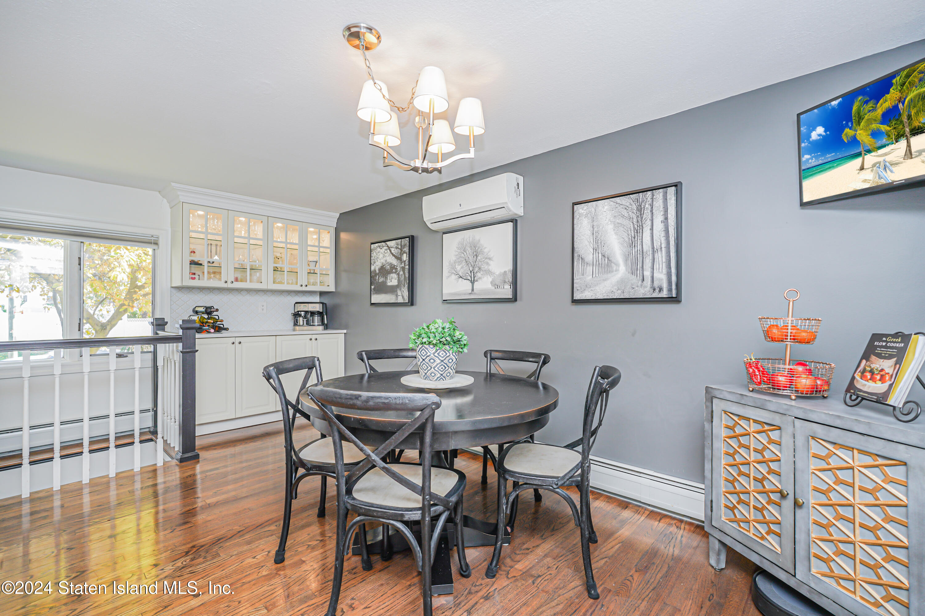 488 Foster Road Staten Island, NY 10309 - Photo 20 of 47 (20) KITCHEN