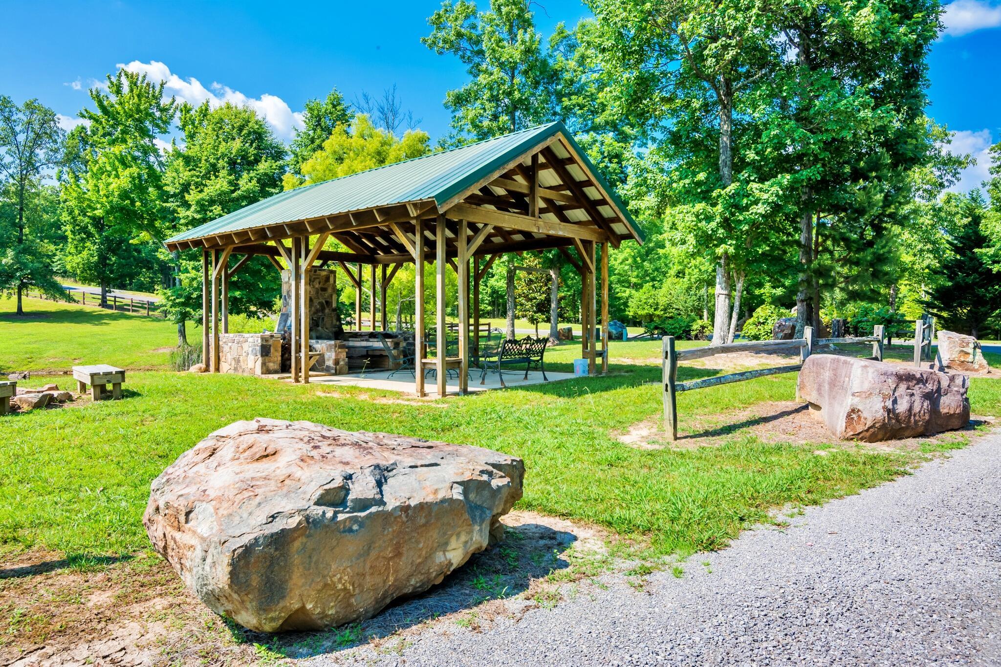 292 Log Cabin Lane Dunlap, TN 37327 - Photo 115 of 133 Logcabin1